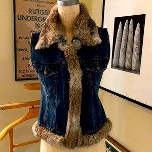 Denim Vest w/ Rabbit Trim ♥️